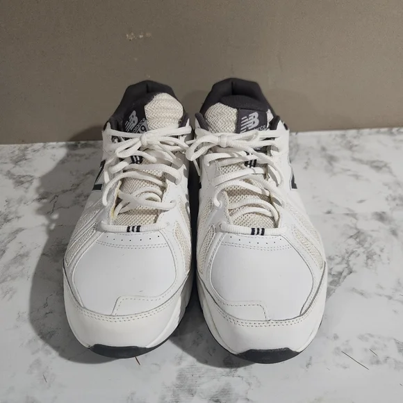 New Balance 519 Athletic Sneakers White/Grey Size 11 Like New Condition - Picture 2 of 8